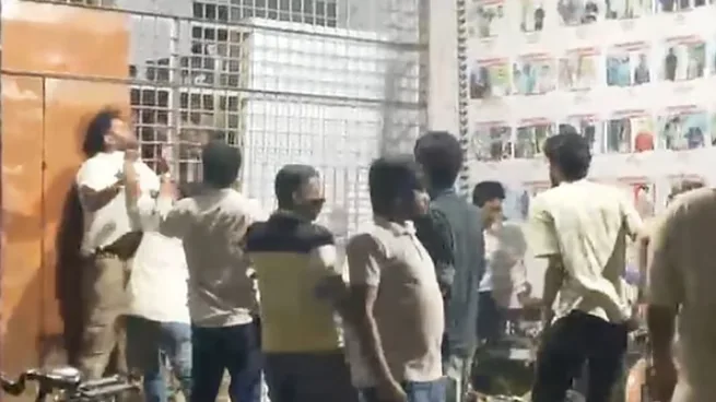 রাজশাহী বিশ্ববিদ্যালয়ে ছাত্রদলের হামলায় ৪ সাংবাদিকসহ আহত ১০, প্রক্টর বললেন ‘আমরা ব্যর্থ’