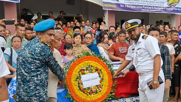 সুদানে শান্তিরক্ষা মিশনে নিহত নৌসদস্য ট্রোম্যান খীসার রাঙামাটিতে দাহকার্য সম্পন্ন