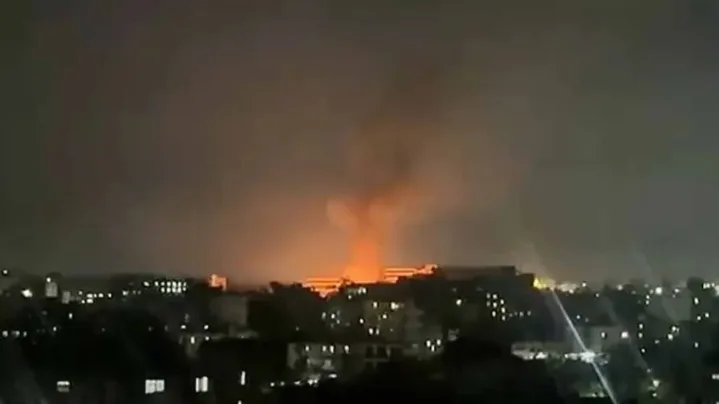 আশুলিয়ার জামগড়ায় পোশাক কারখানায় আগুন ও বিস্ফোরণ: ফায়ার সার্ভিসের কাজ সম্পন্ন